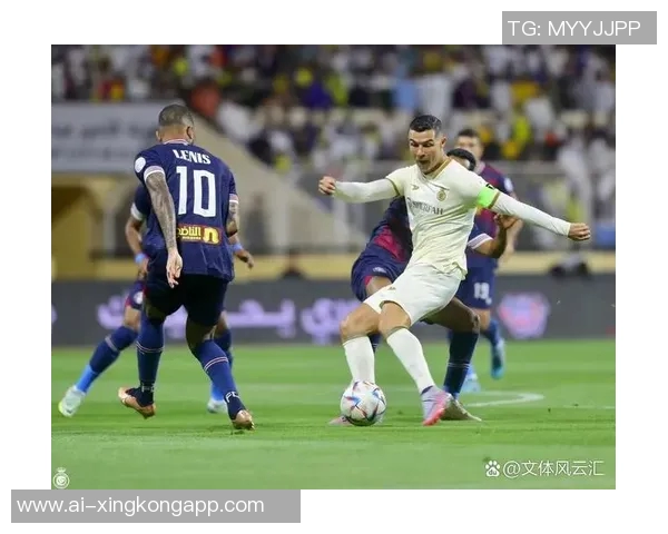 弗兰克称赞维尔茨与哈维西蒙斯同样出色适应新联赛是关键挑战 弗兰克称赞维尔茨与哈维西蒙斯同样出色适应新联赛是关键挑战