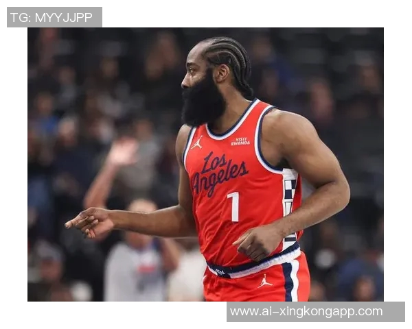 火箭全员积极备战快船训练照曝光KD专注状态引人关注