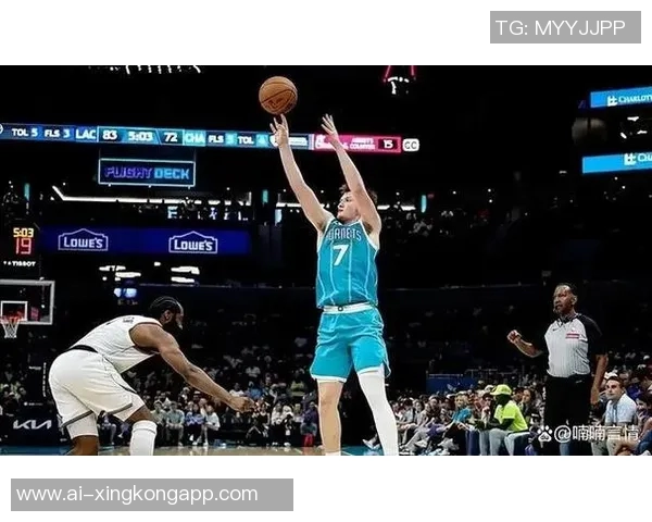 黄蜂主帅称拉梅洛防守竞争性提升全队状态助力